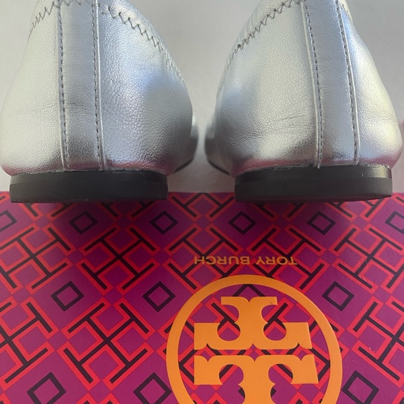 EUC Tory Burch Liana Round Toe Rhinestone Logo Metallic Leather Ballet Flats - Picture 9 of 12